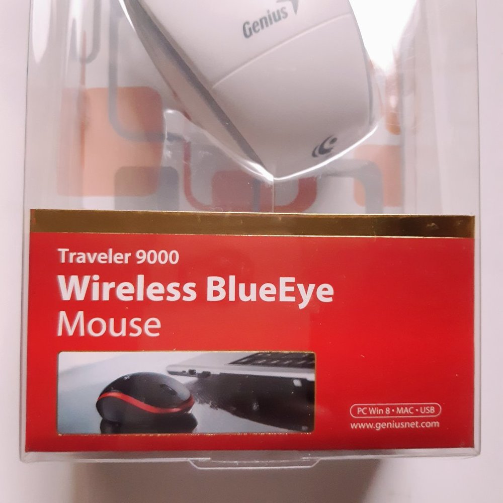 GENIUS Wireless BlueEye Traveler 9000 Mouse